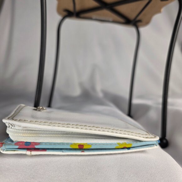 Buxton White patent leather and multicolor daisy ID wallet - Picture 5 of 9